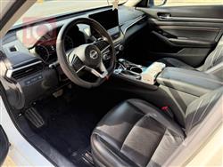 نيسان ألتيما